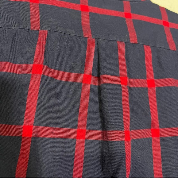 J. Crew Brushed Twill Flannel Button Down Plaid Navy and Red Size Medium Slim - Picture 9 of 11